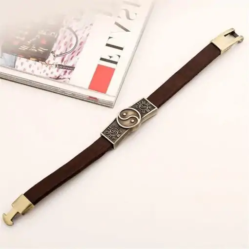 Amulet Bracelet <br> Yin Yang. 6 Amulet Bracelet Yin Yang on the table | Charm and Amulet™