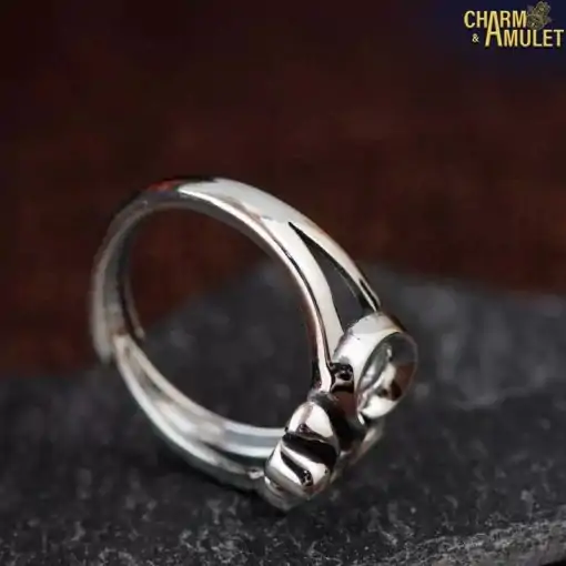 Talisman Ring <br> Om Ring. 7 Silver OM-Ring | Charm and Amulet
