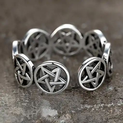 Talisman Ring <br> Pentacle Wiccan 7 Wiccan Ring Pentacle Pentagram detail on stone | Charm and Amulet