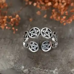 Bague Wiccan Pentagramme argent thaïlandais sur pierre | Charme et Amulette