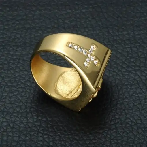Bague Talisman <br> Bague Jésus 7 Chevalière-Jésus-Christ-sur-la-croix-frontside-détail des croix Charm-and-Amulet